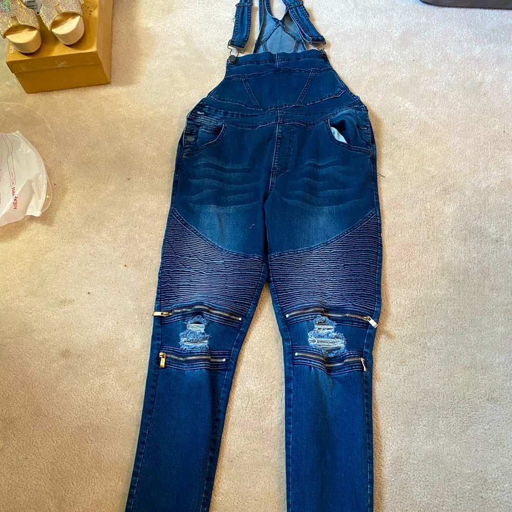 Fashion nova overall
